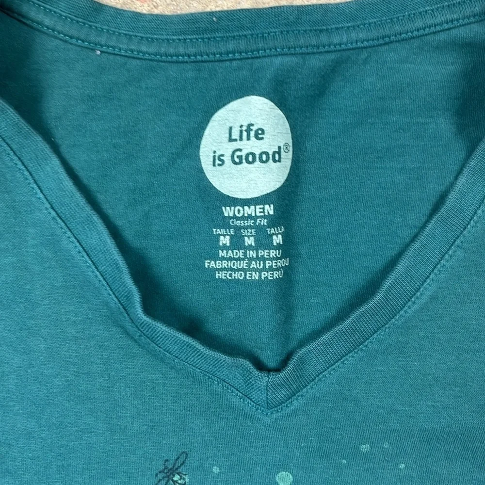 Life Is Good Green V-Neck Short Sleeve Tee
Size: Medium - Picture 2 of 8
